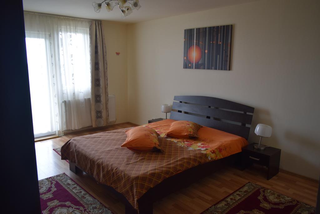 Pensiunea Mountain King Sîmbăta de Sus Exterior foto